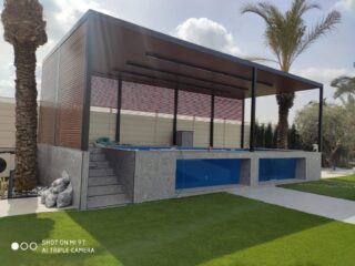 בריכת פיברגלס עילית ראשית